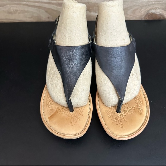 Born Womens Black Leather SlingBack Wedge Sandals Size 8 T-Strap Adjustable - Picture 5 of 12